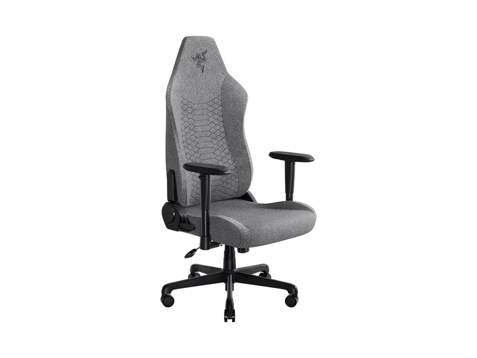 Silla gaming Razer Iskur V2 X en tela gris claro con reposabrazos y base negros, vista en tres cuartos