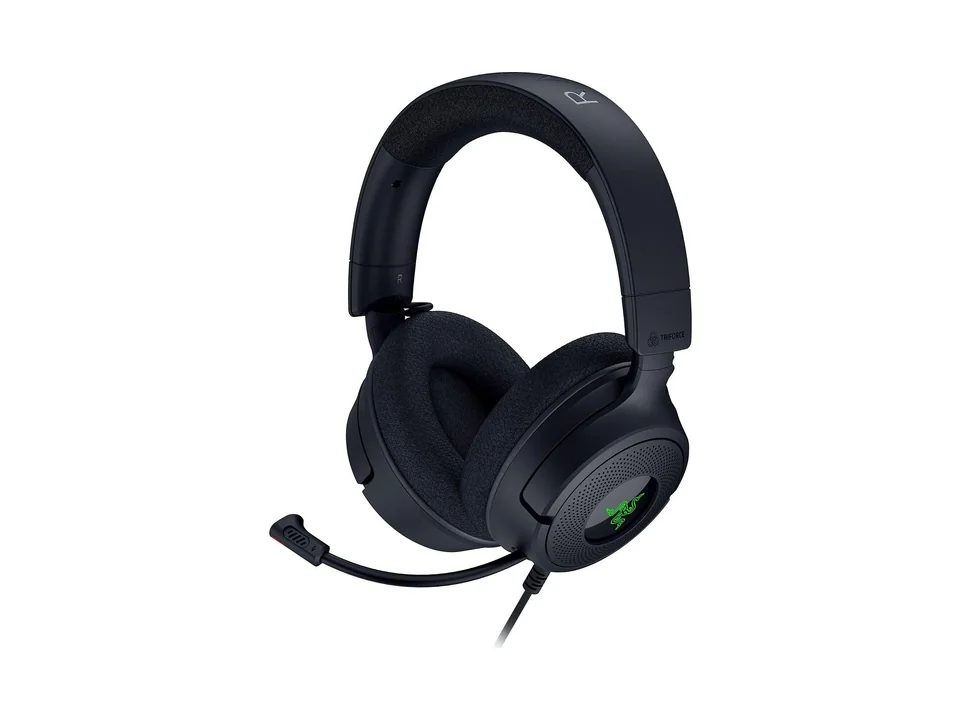 Schwarzes Razer Kraken V4 X Headset mit grün beleuchtetem Razer-Logo und Bügelmikrofon, Dreiviertelansicht